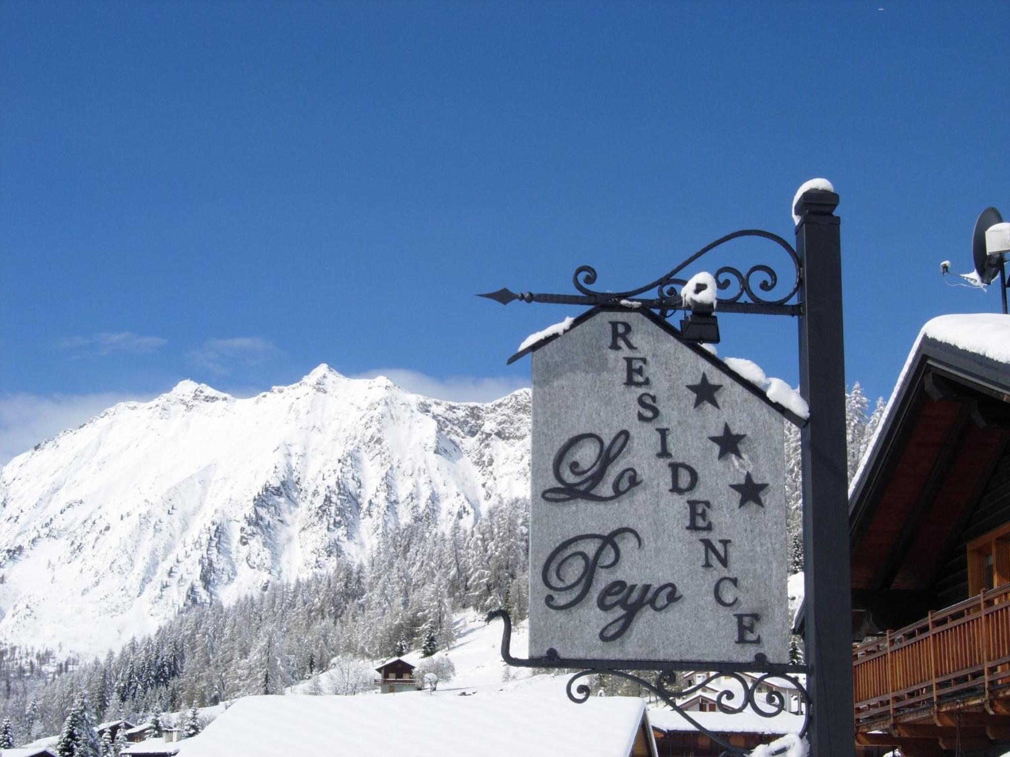 Residence Lo Peyo Champoluc Extérieur photo